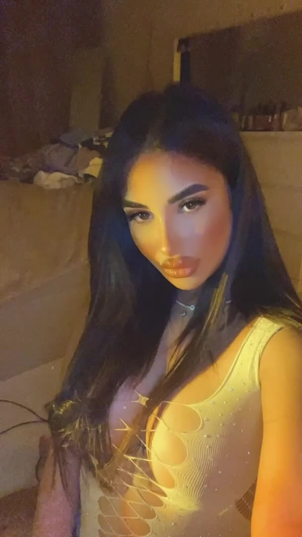 Video 43014 from Helia Soltani