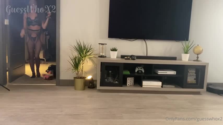 Video 45496 from GuessWhoX2