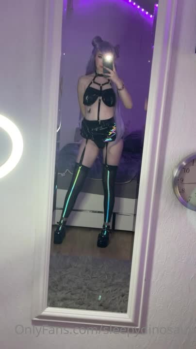 Video 48269 from SleepyDinosaur