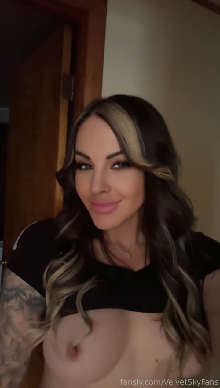 Video 48342 from Velvet Sky