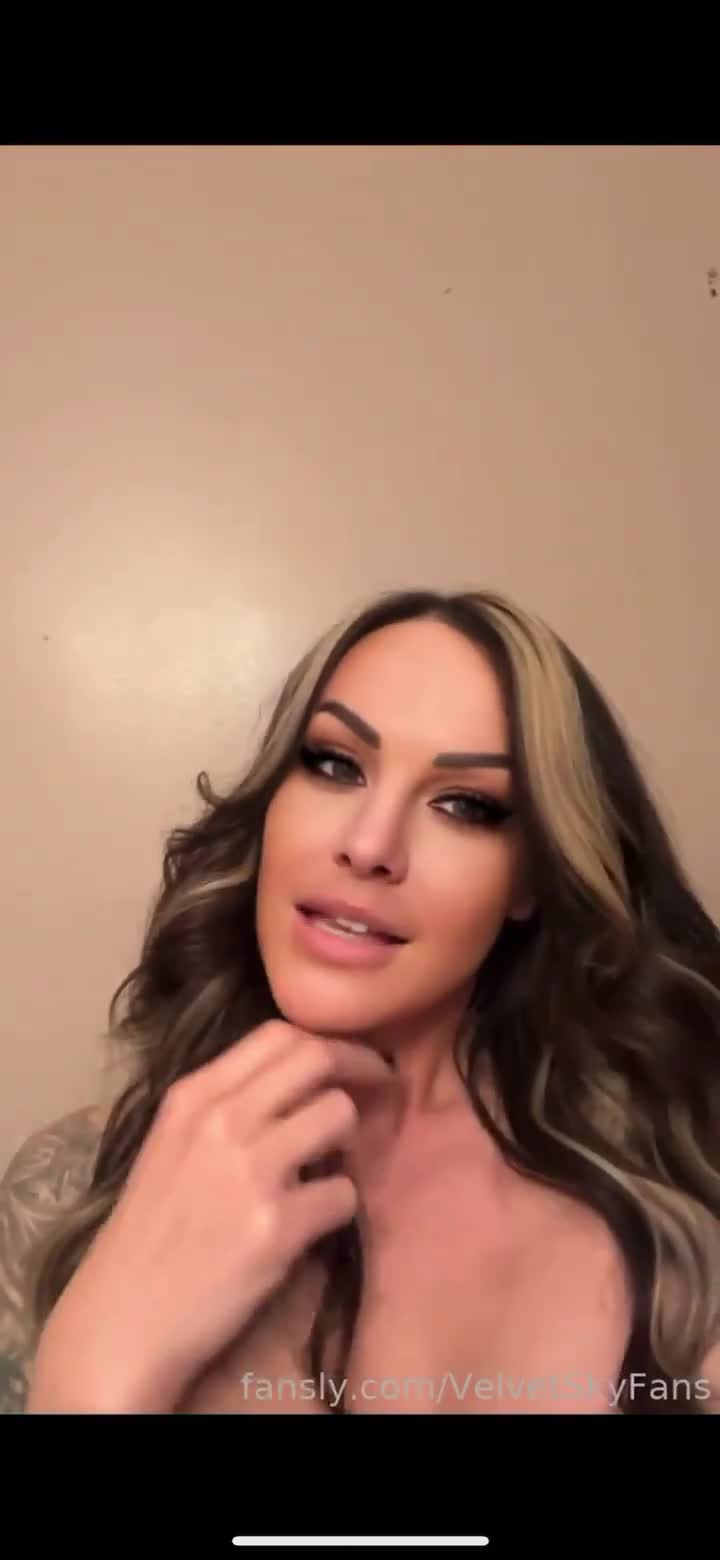 Video 48385 from Velvet Sky