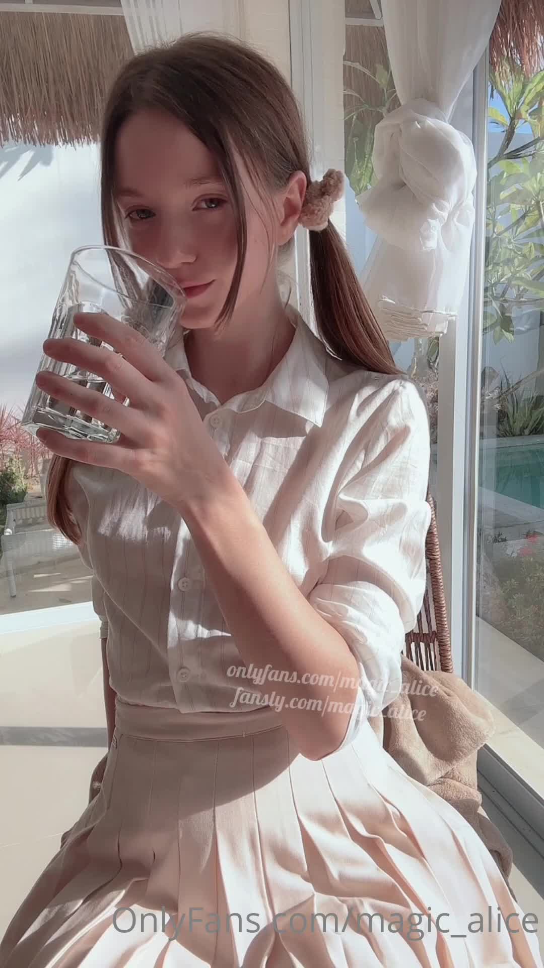 Video 49912 from magic_alice