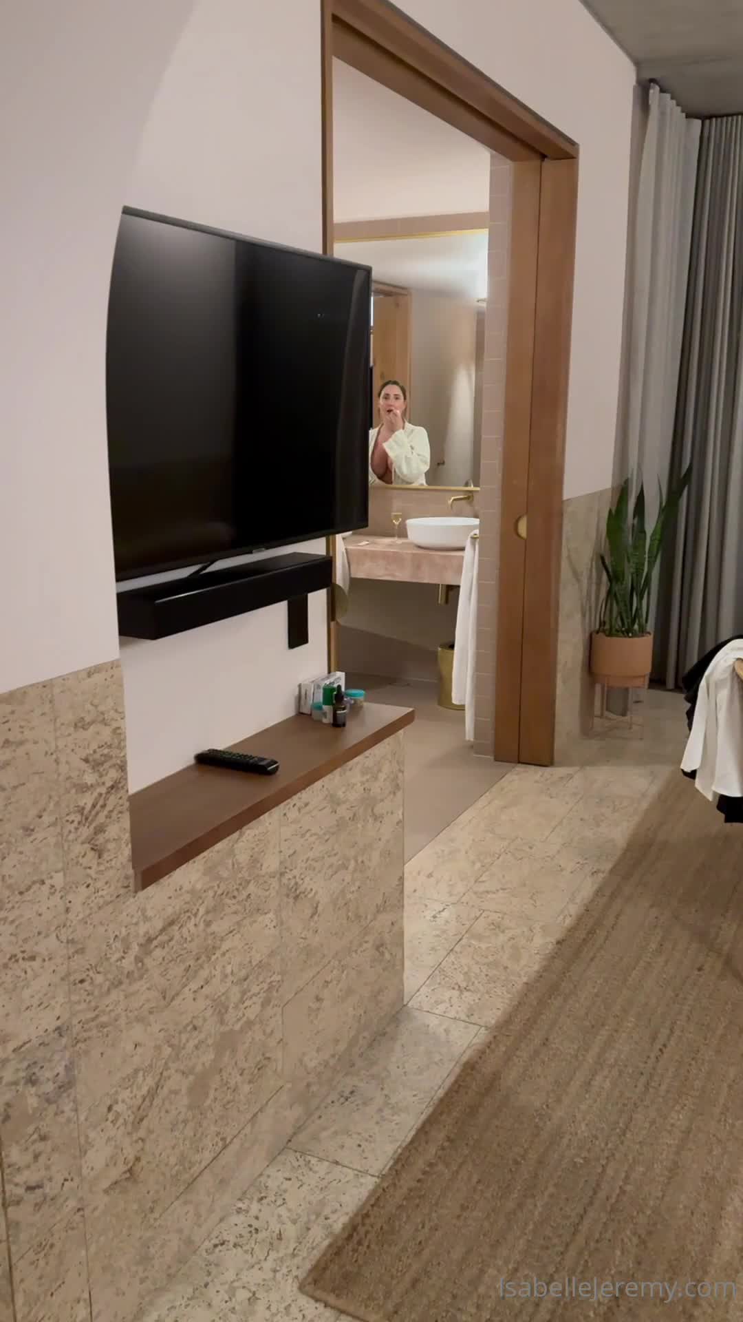 Video 50725 from Isabelle Eleanore