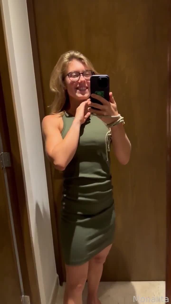 Video 107698 from Mona Huygelen