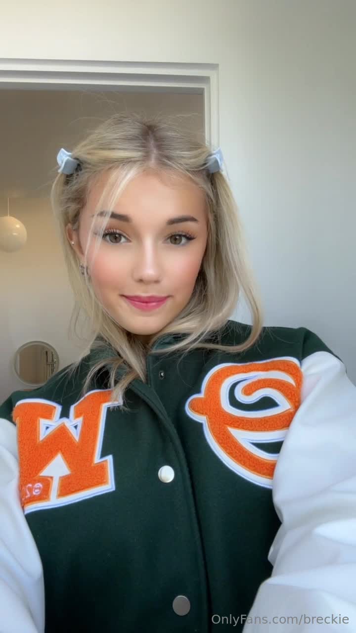 Video 112102 from Breckie Hill