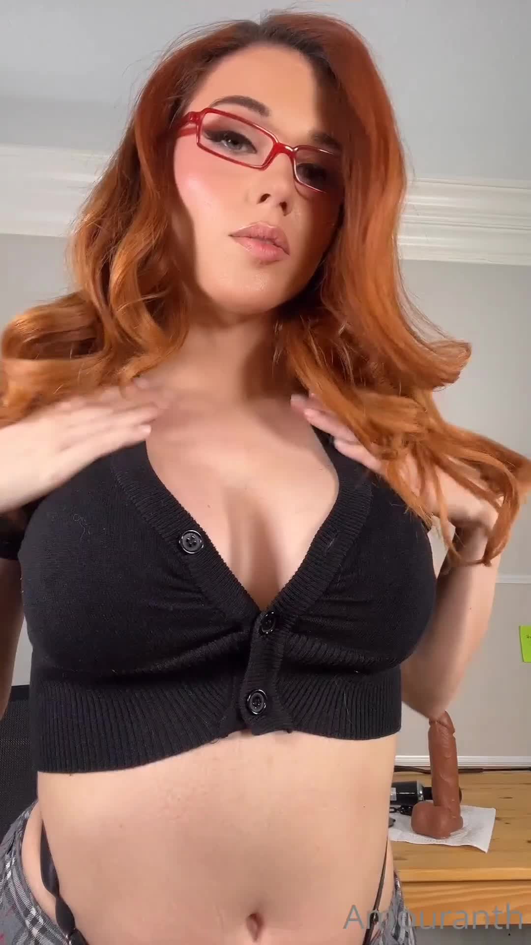 Video 113140 from Amouranth