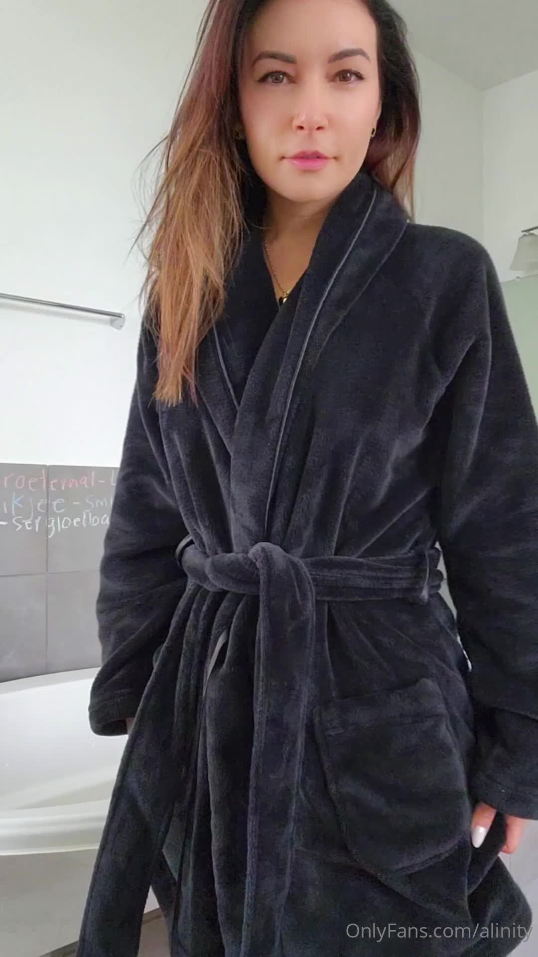 Video 115844 from Alinity