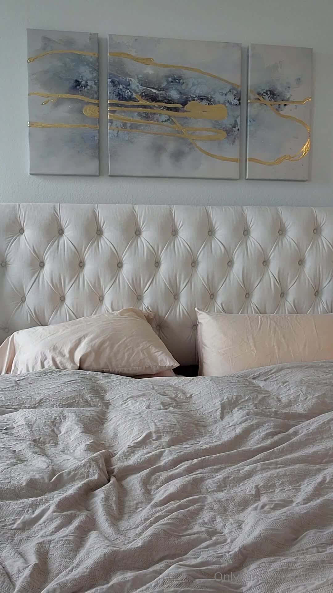 Video 115852 from Alinity