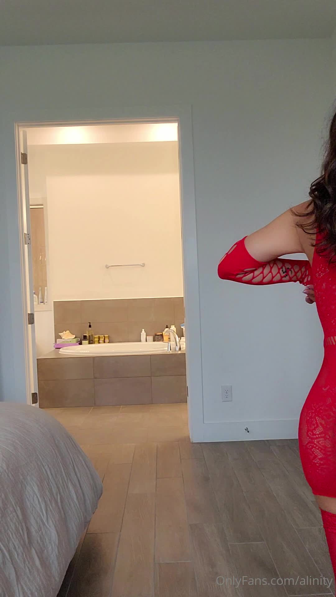 Video 115878 from Alinity