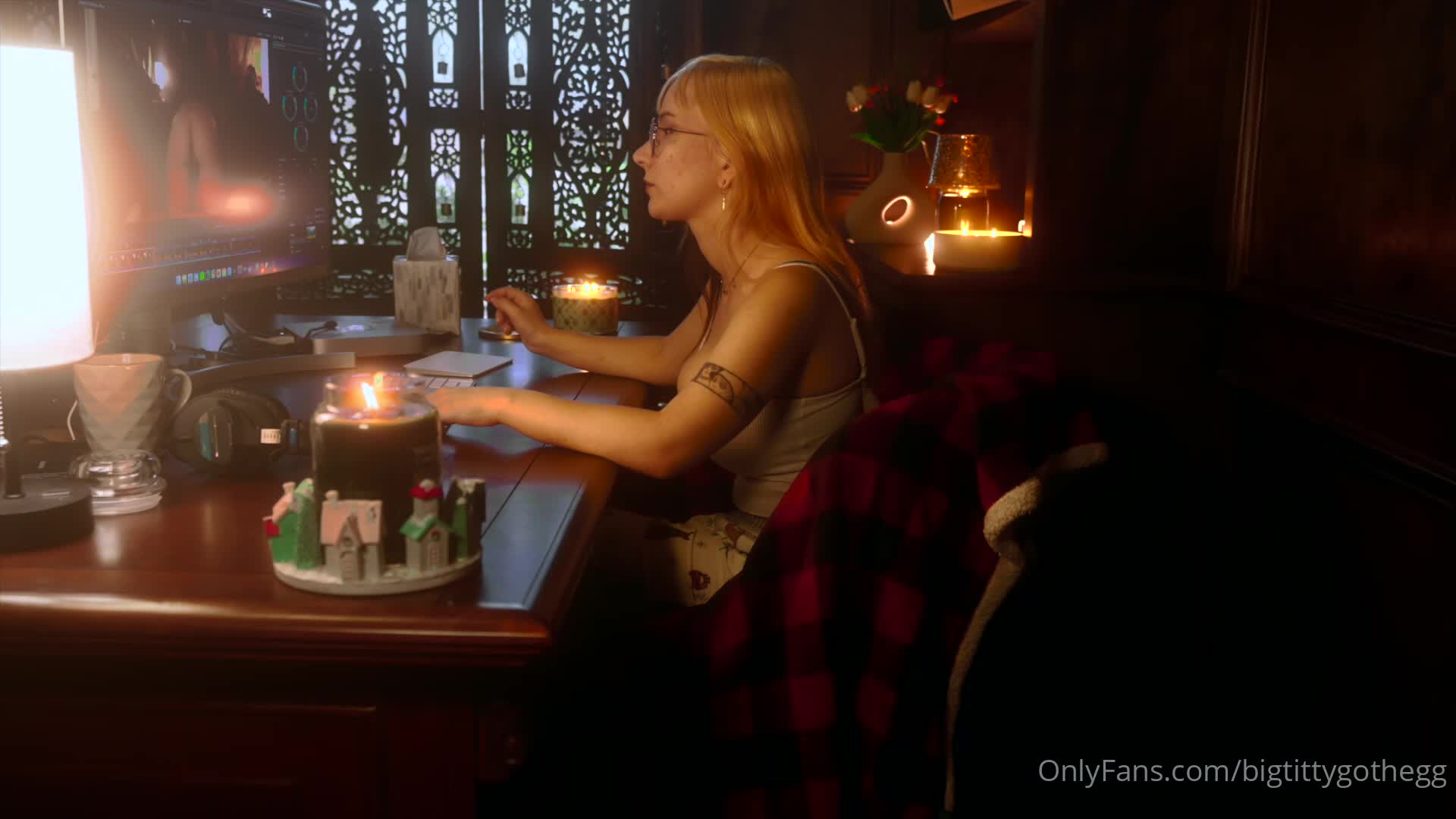 Video 115932 from bigtittygothegg