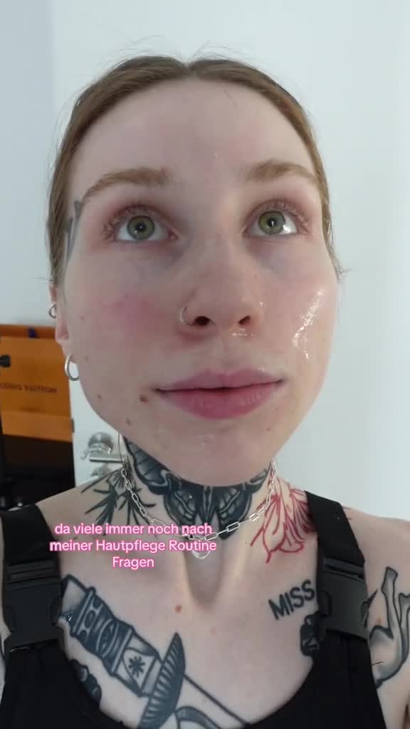 Video 114504 from InkedSophiie