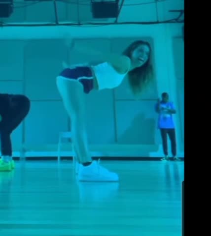 Video 366626 from Addison Rae