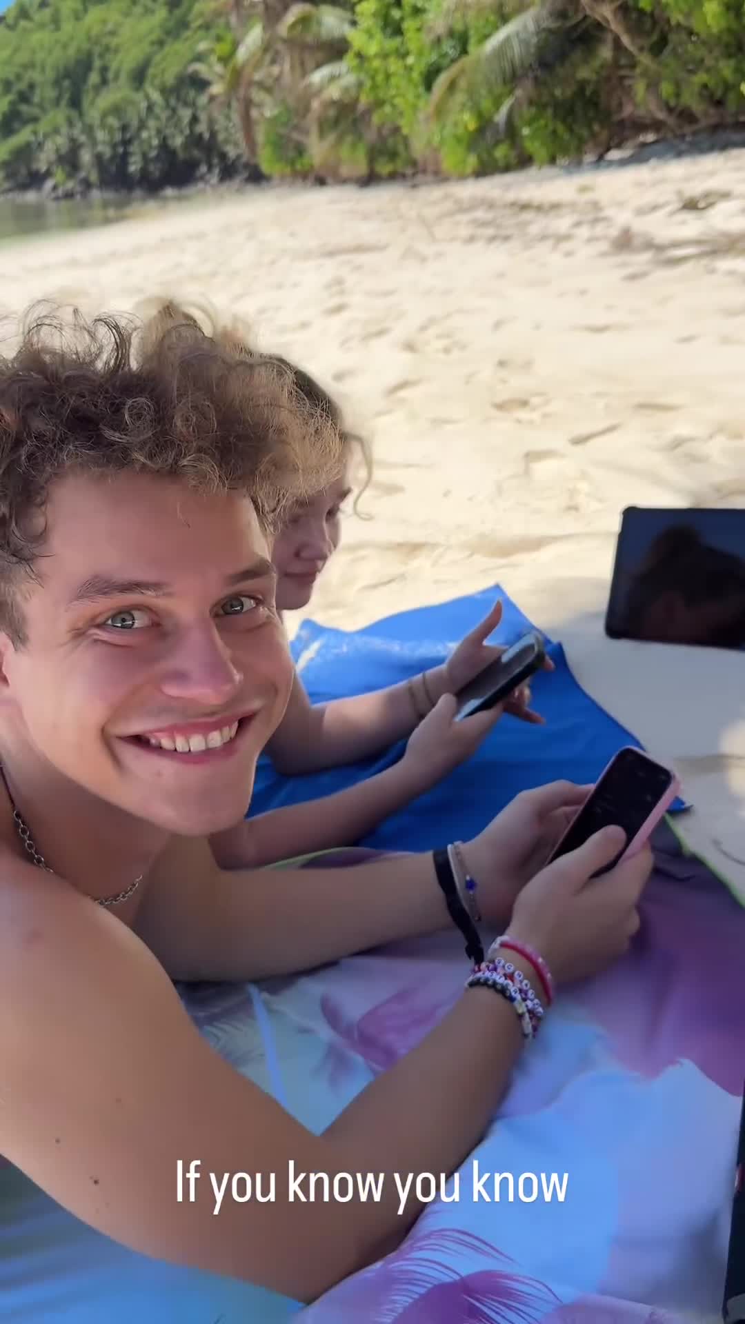 Video 369002 from Chiara Tews