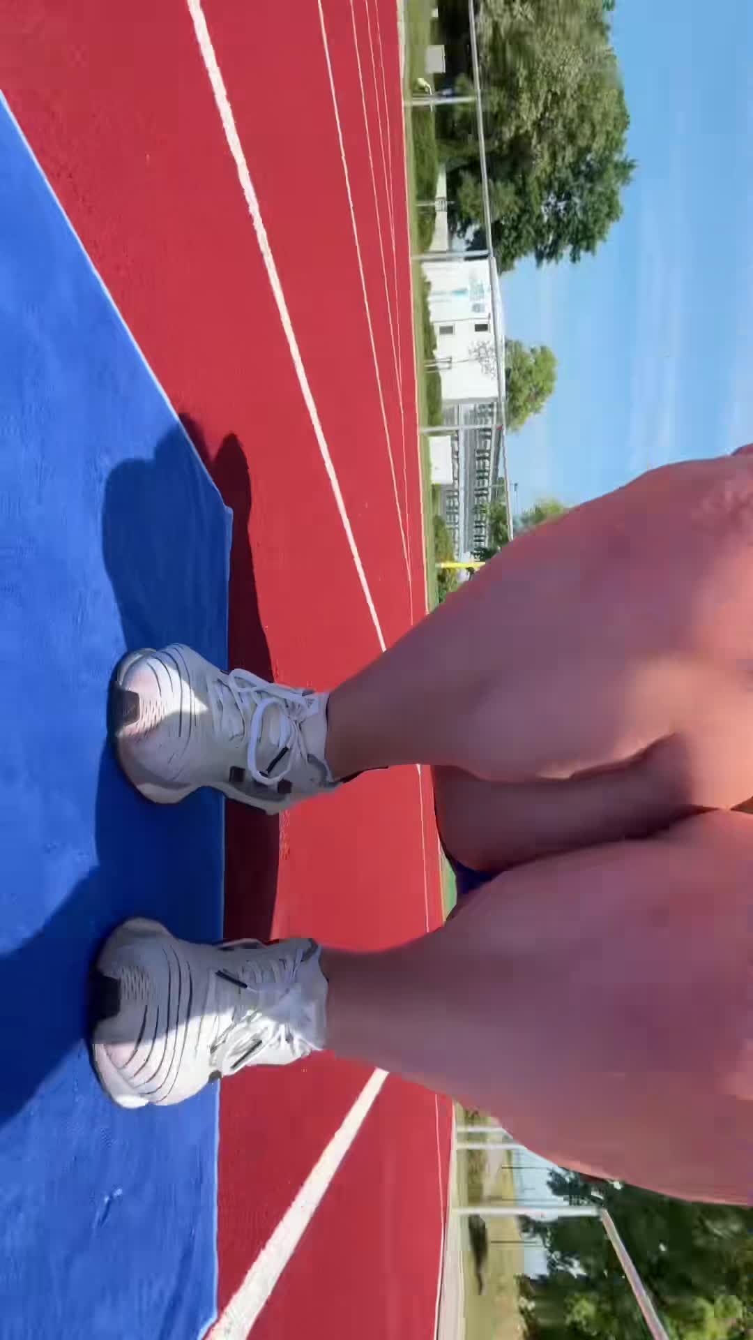 Video 369103 from Emma Malewski