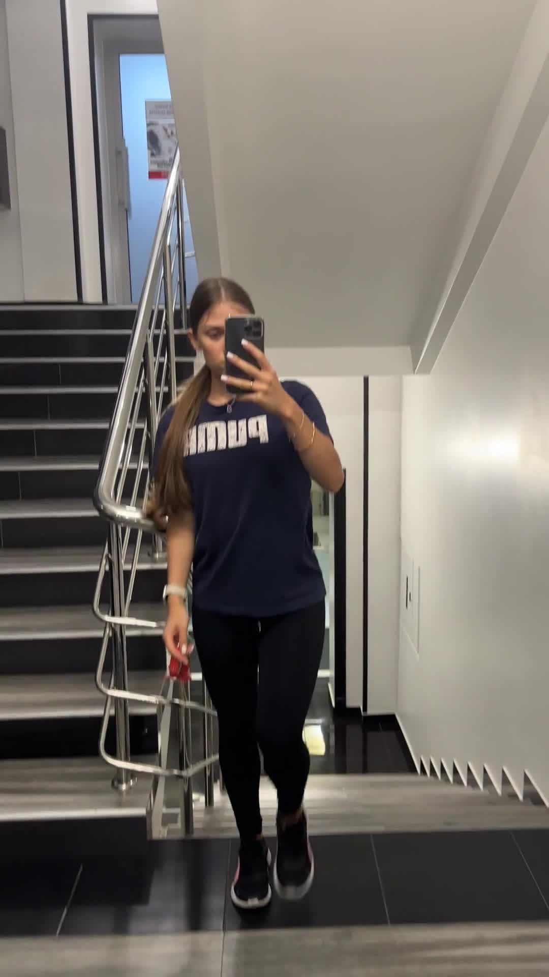 Video 369171 from Selinka