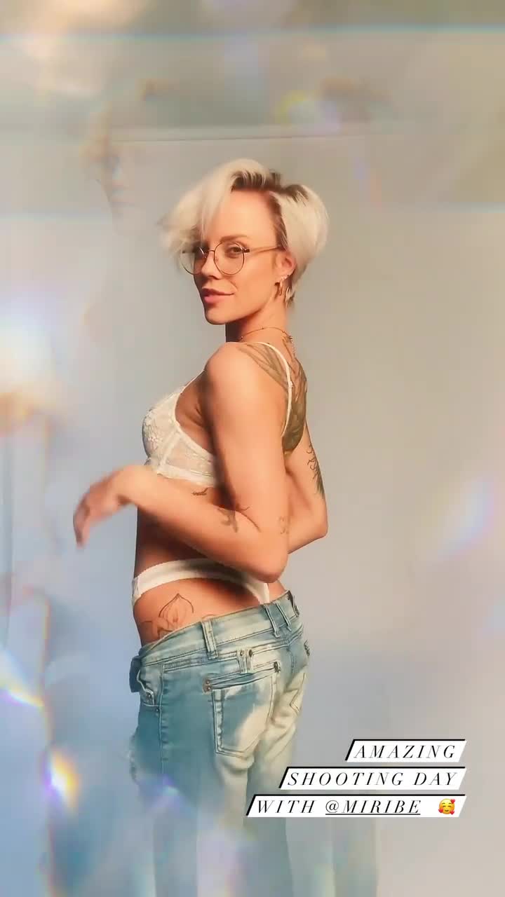 Video 370153 from Miri Be