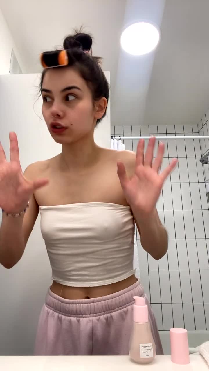 Video 411713 from Charlize