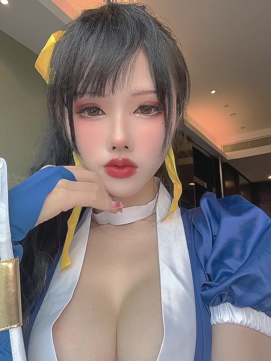 Video 425349 from ?TiTi♡cosplay?