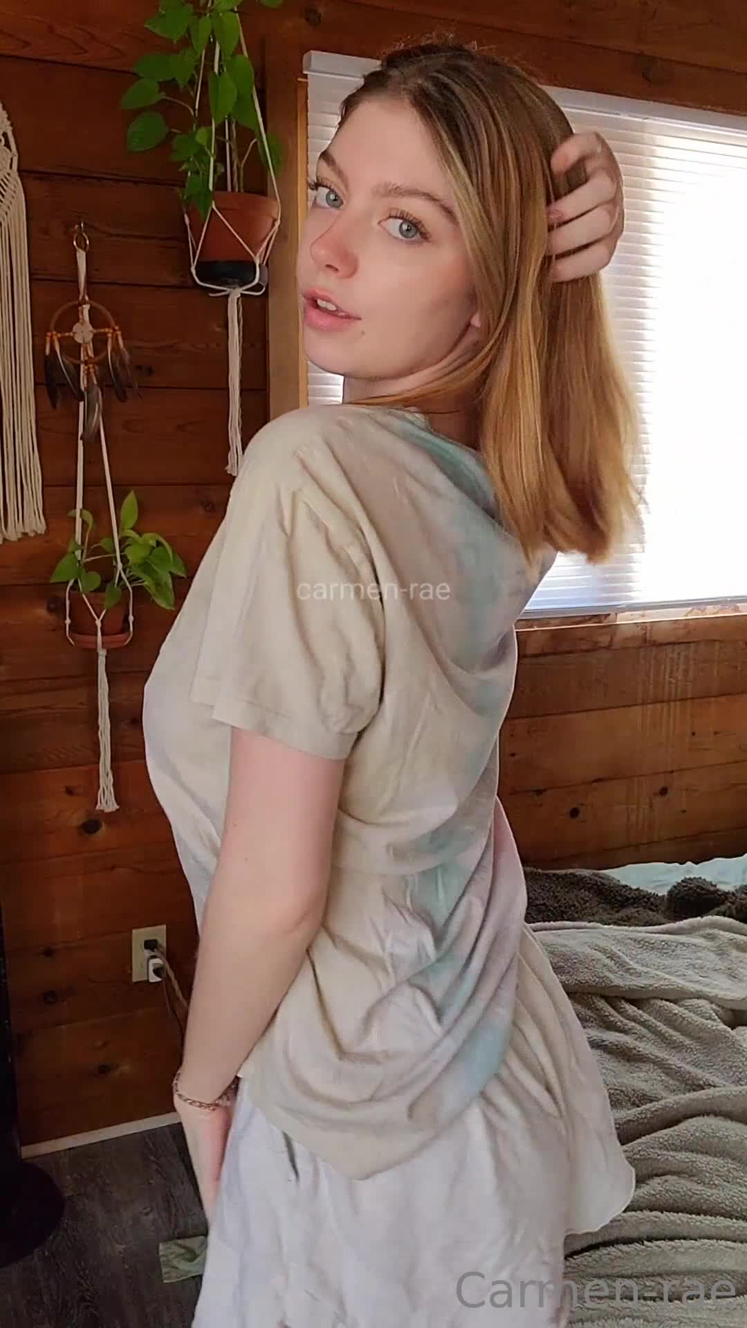 Video 426903 from Carmen-rae