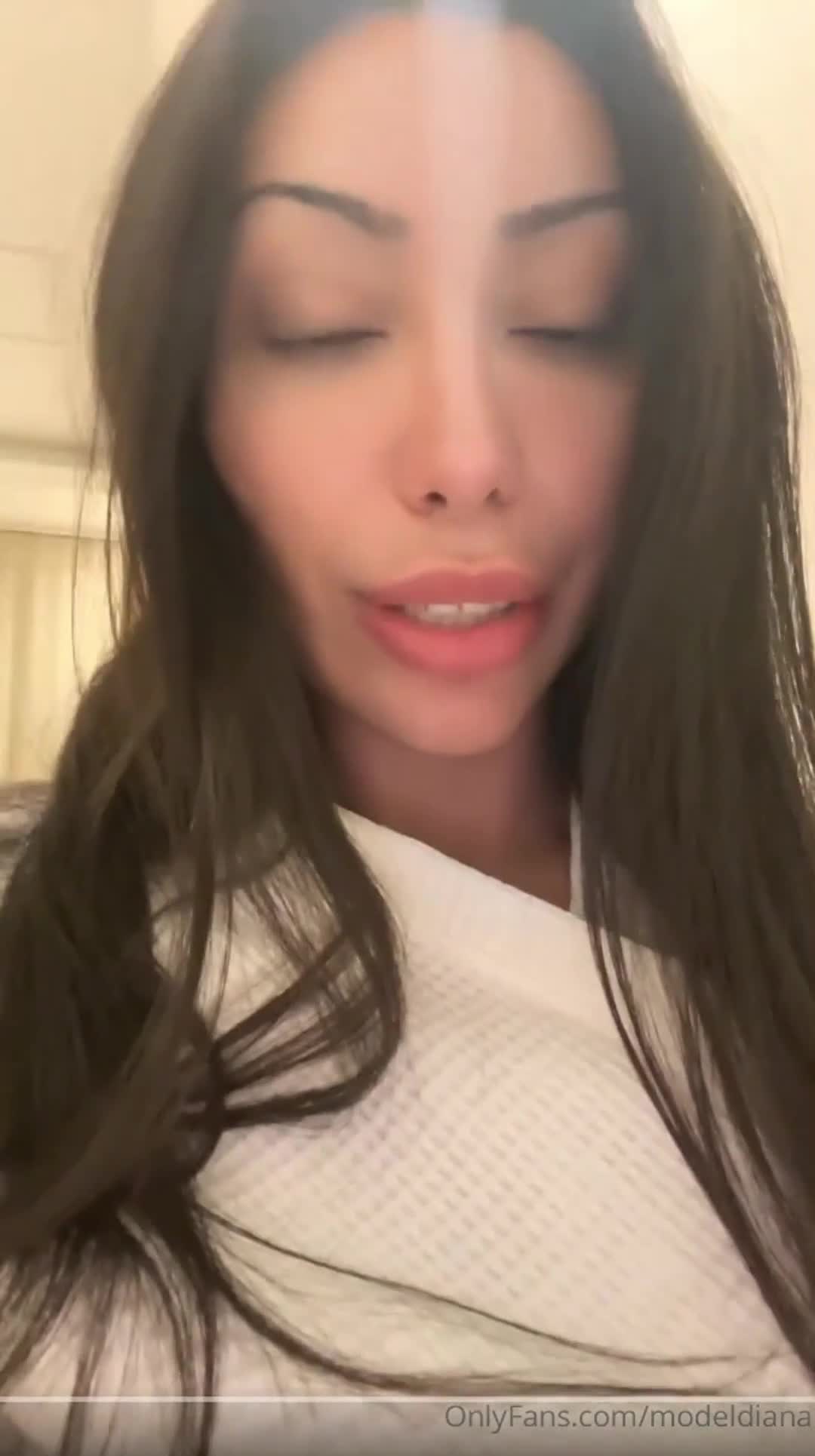 Video 427015 from modeldiana