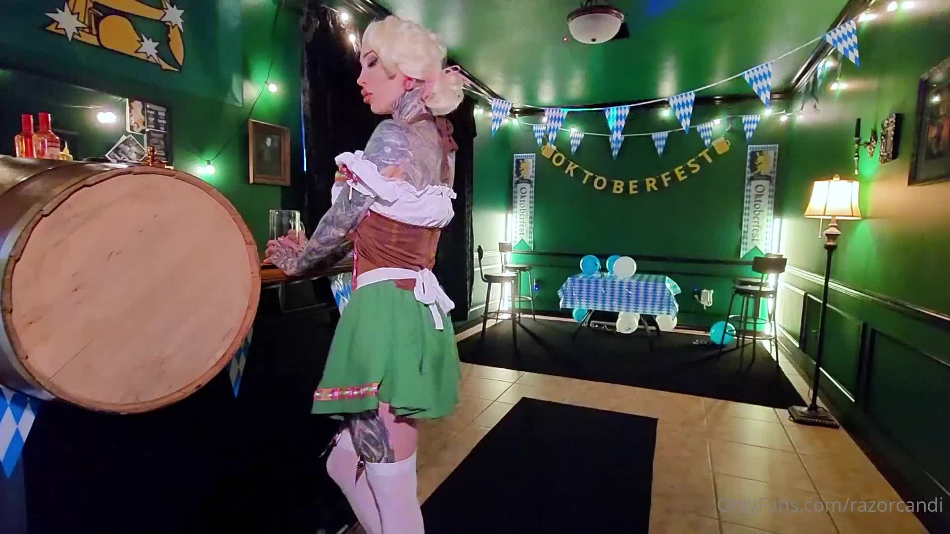 Video 427881 from Razor Candi