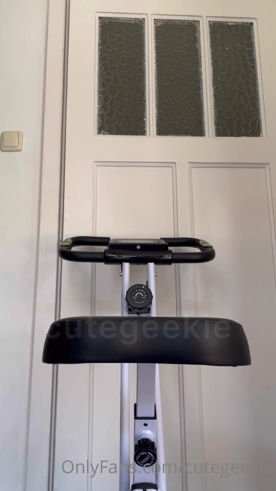 Video 427972 from CuteGeekie