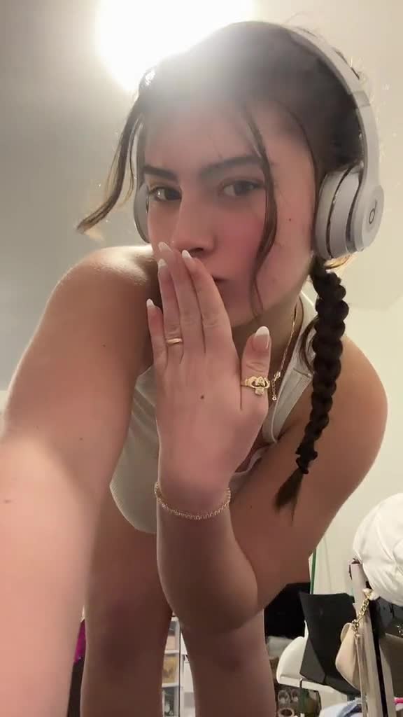 Video 432082 from Colleen Sheehan