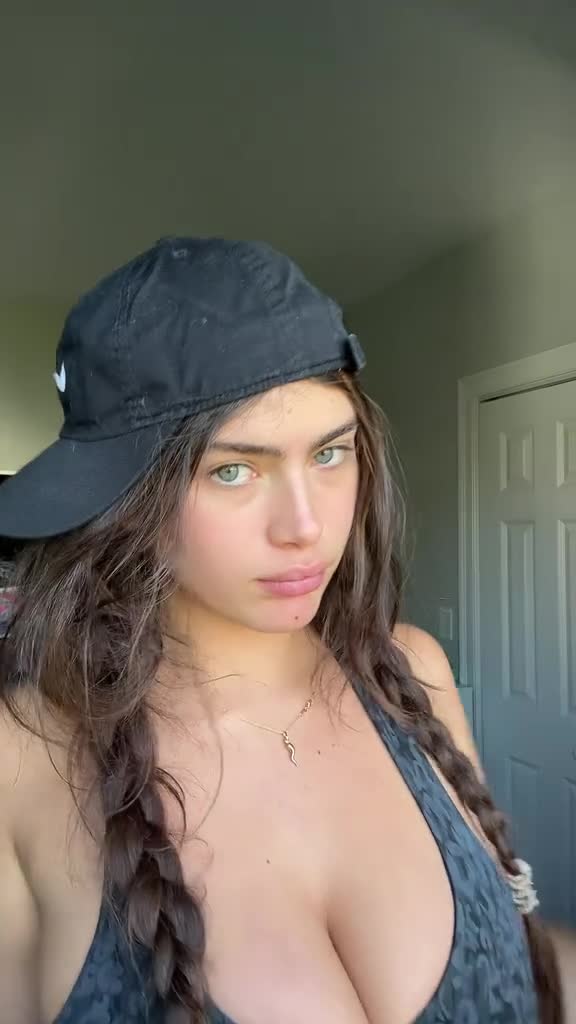 Video 432598 from Colleen Sheehan