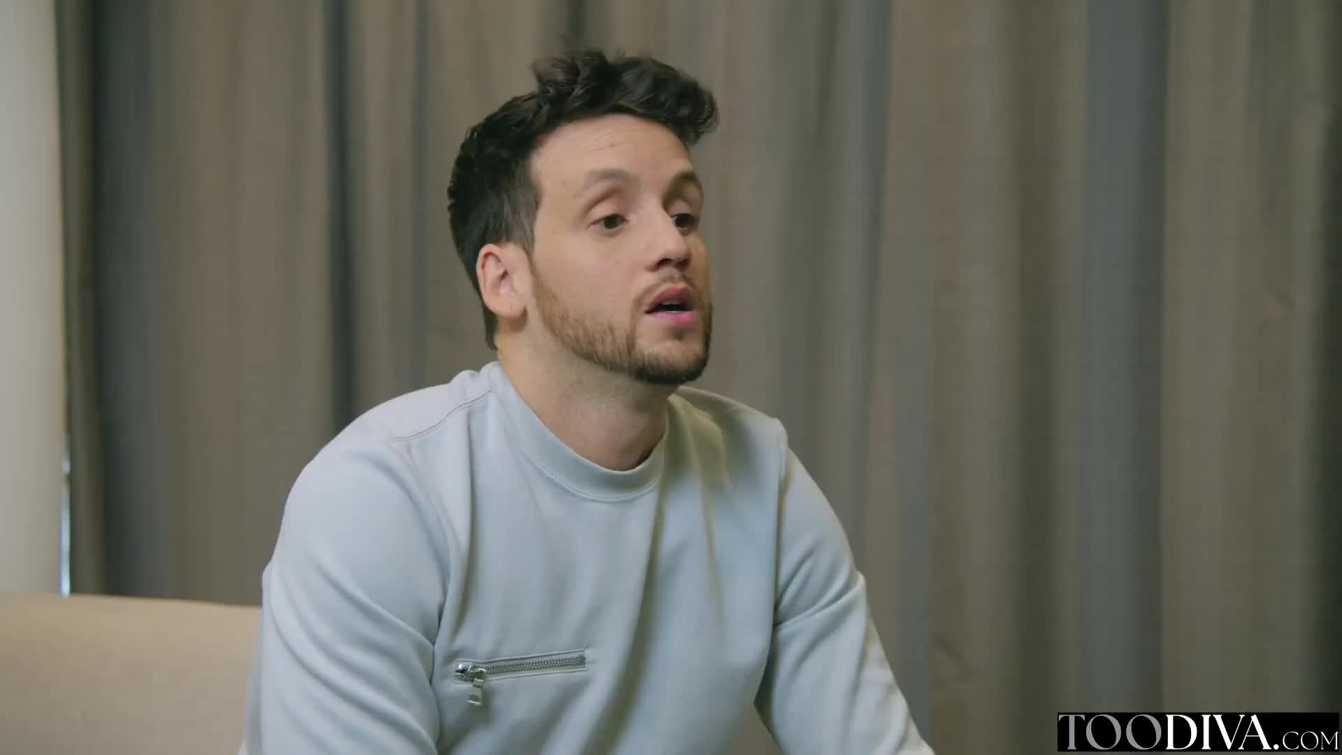 Video 432885 from Milan Cheek