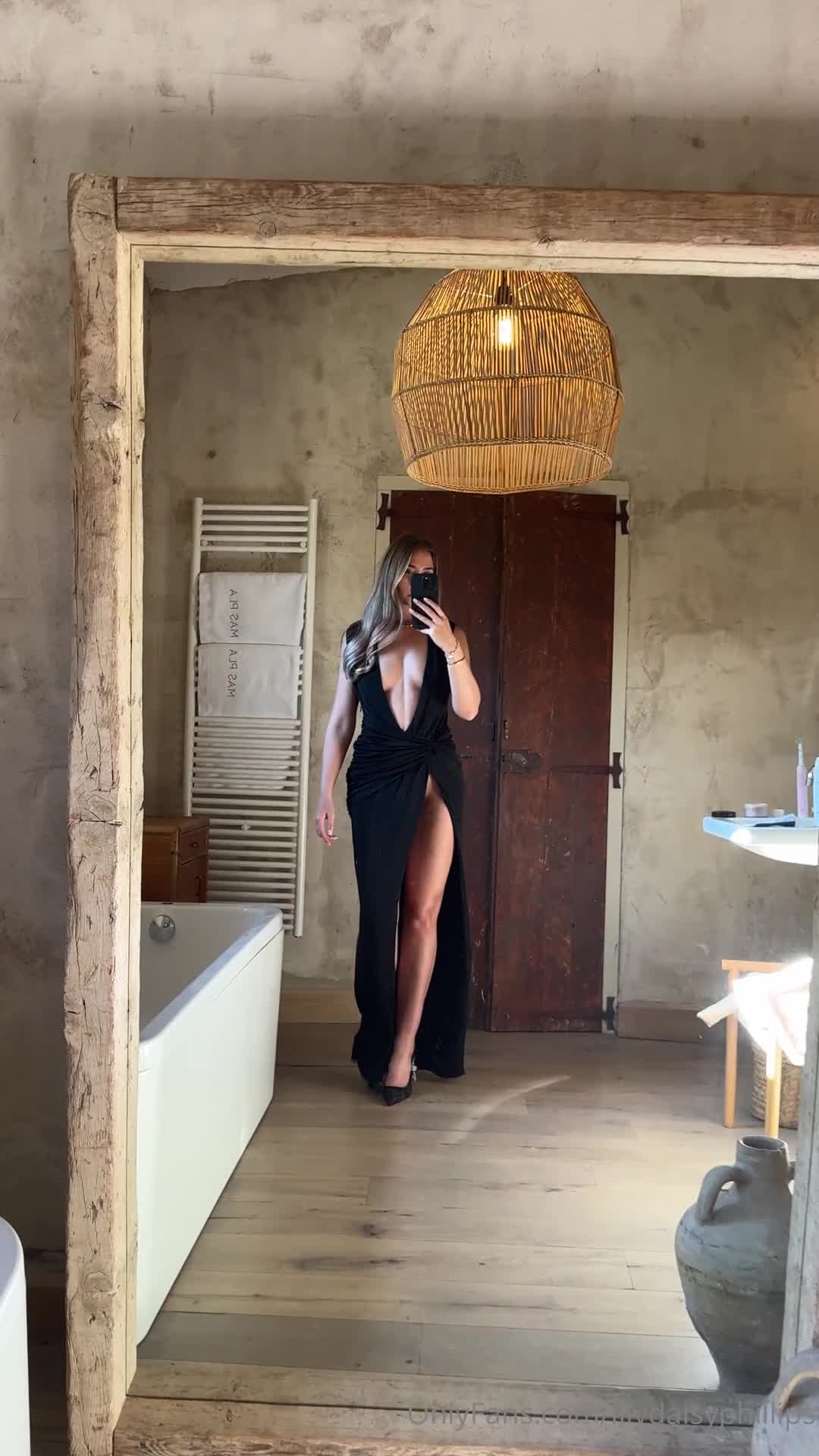 Video 267112 from Lillian Phillips