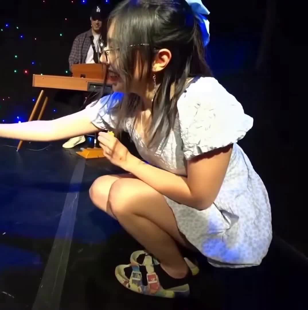 Video 433929 from LilyPichu