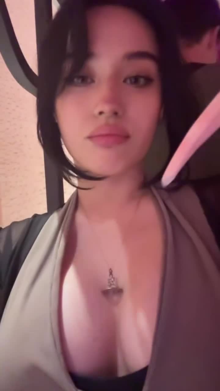 Video 434168 from JadeyAnh | vylerria