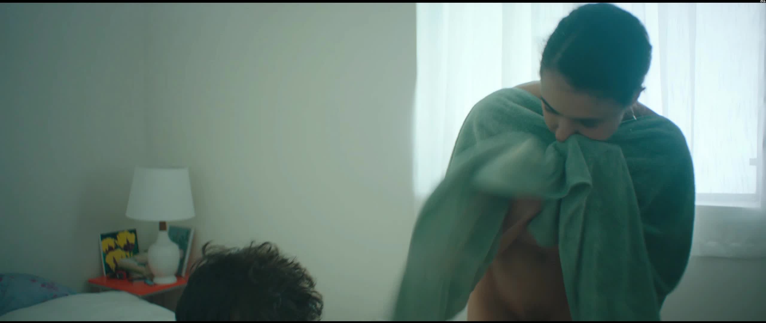 Video 434449 from Margaret Qualley