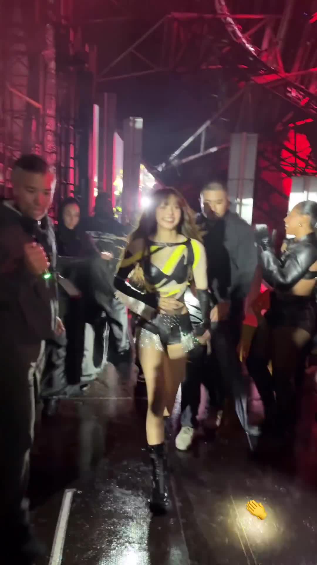 Video 267920 from Lisa | BLΛƆKPIИK (Blackpink)