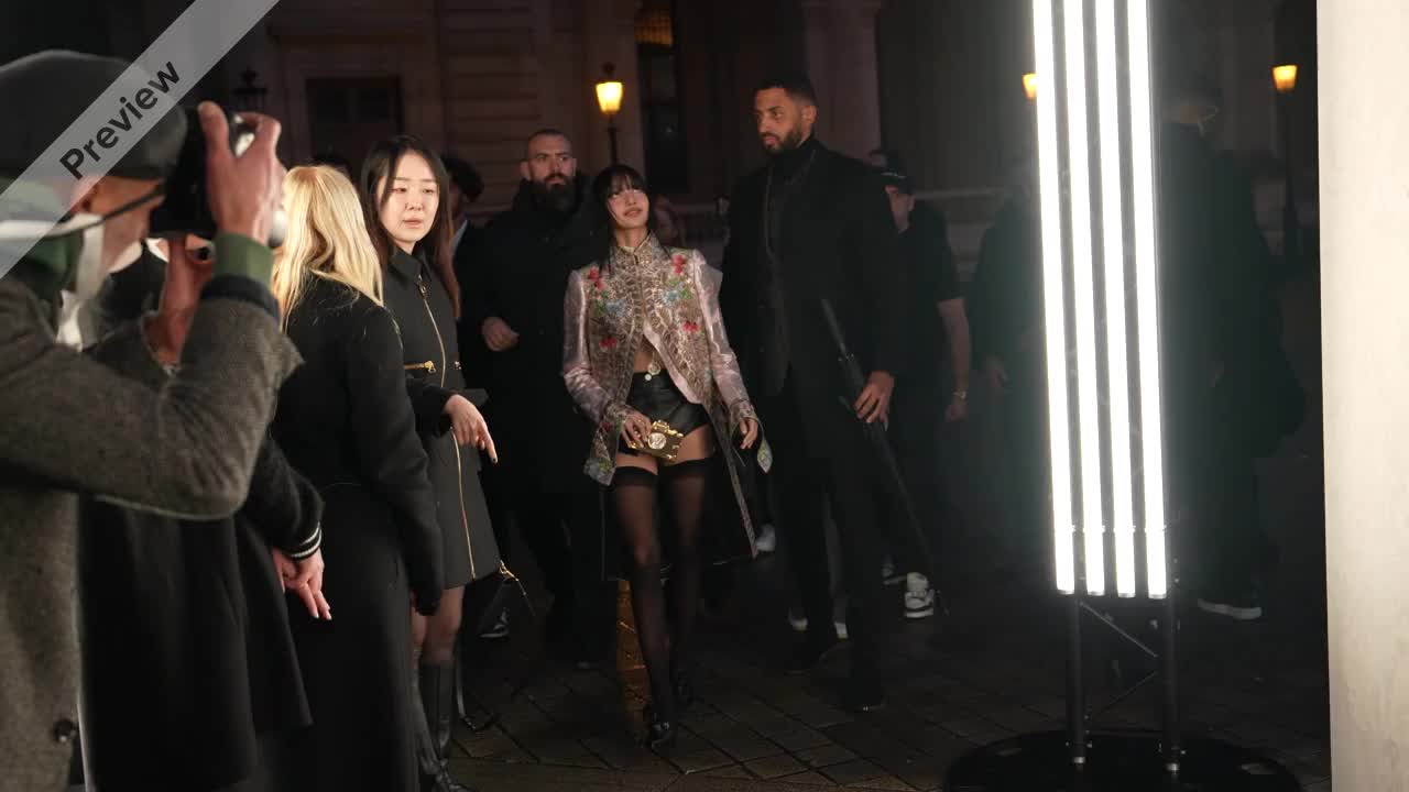 Video 267925 from Lisa | BLΛƆKPIИK (Blackpink)