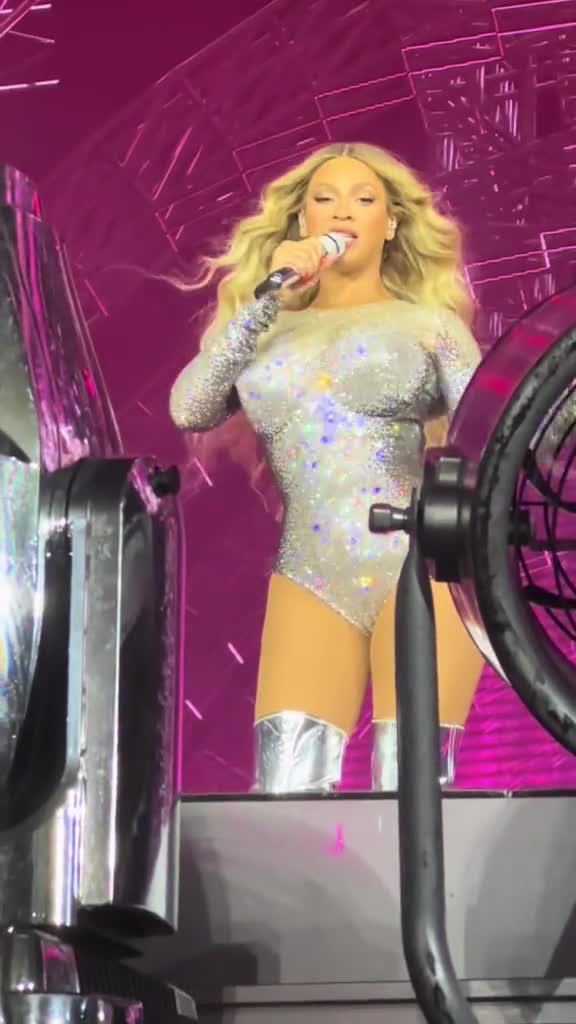 Video 286021 from Beyoncé