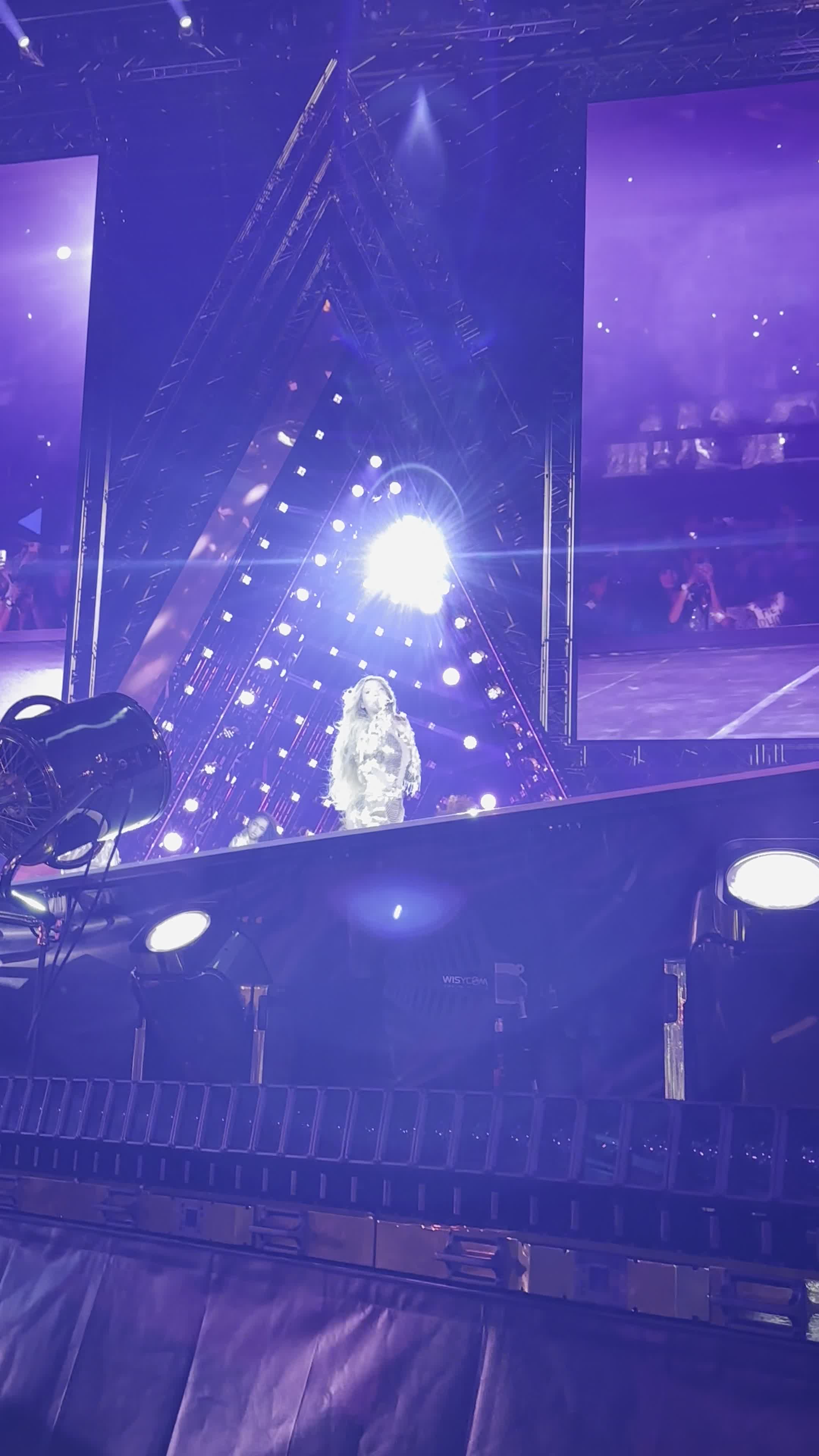 Video 286152 from Beyoncé