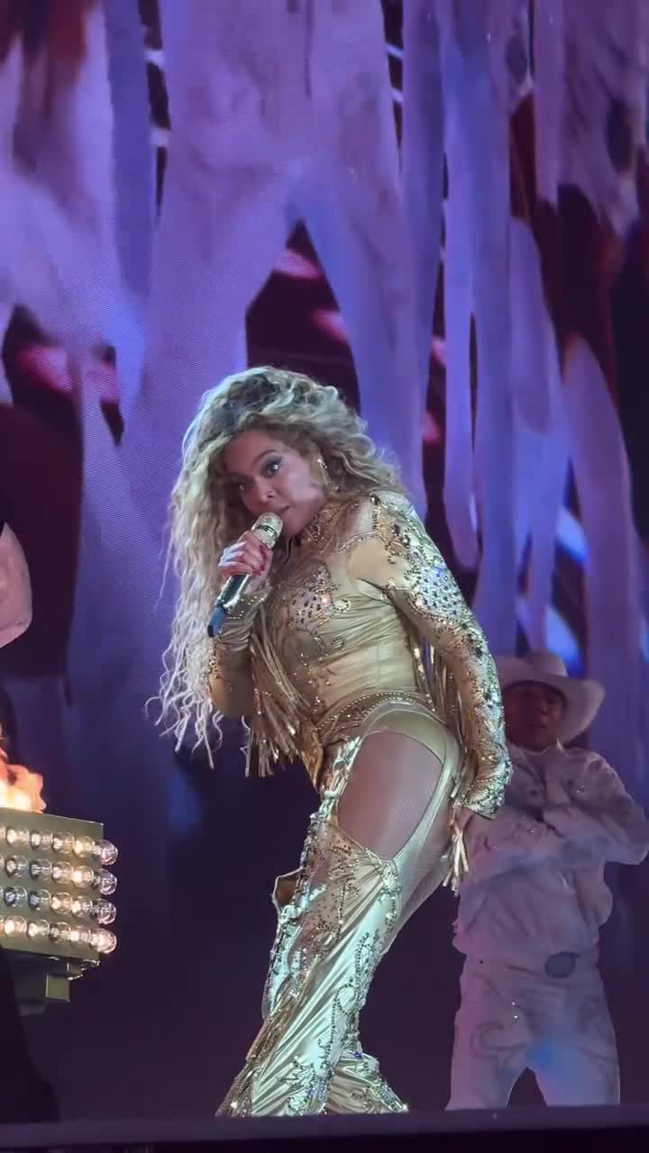 Video 298165 from Beyoncé