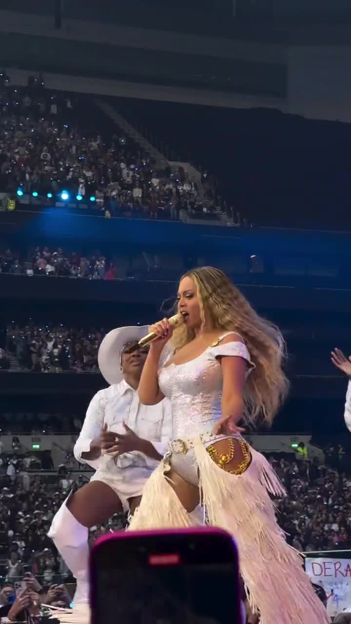 Video 434665 from Beyoncé