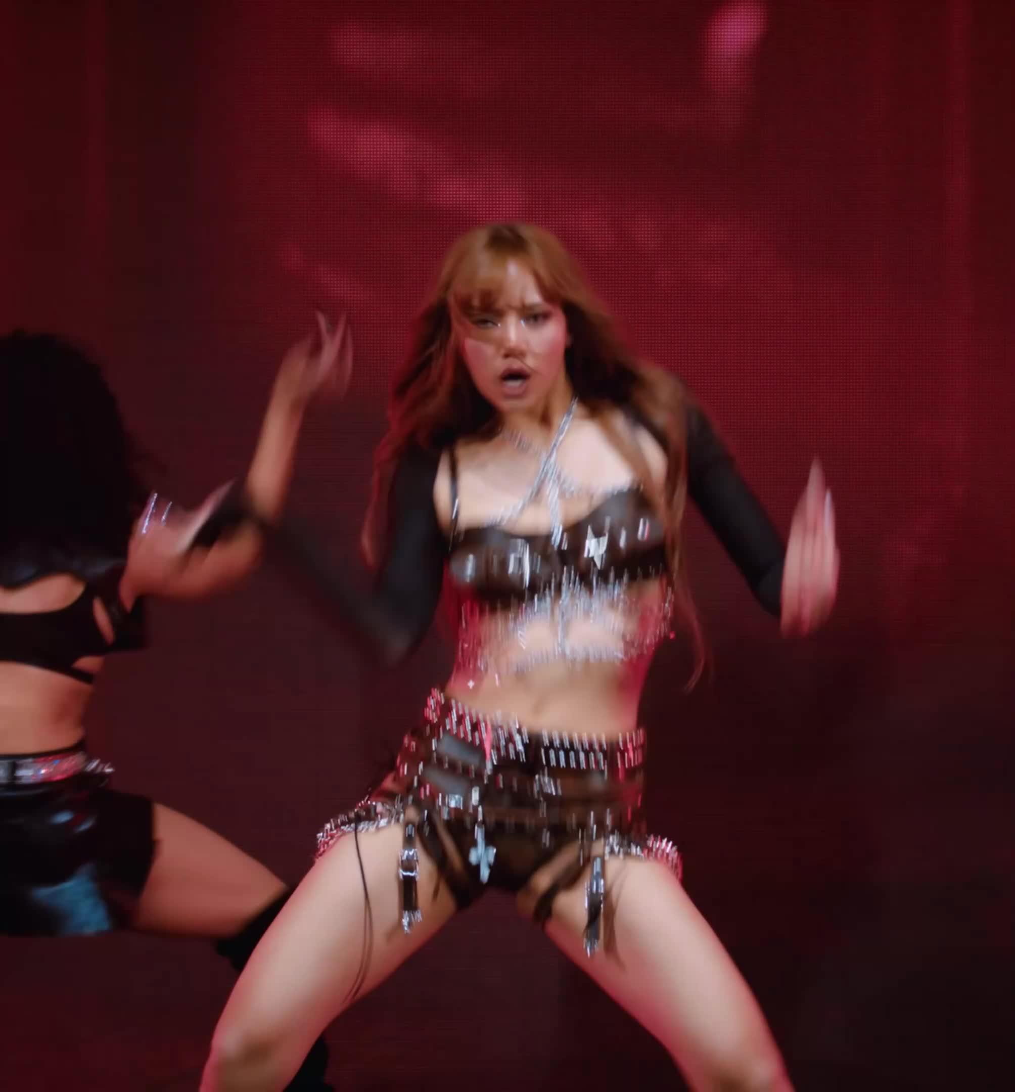 Video 268164 from Lisa | BLΛƆKPIИK (Blackpink)