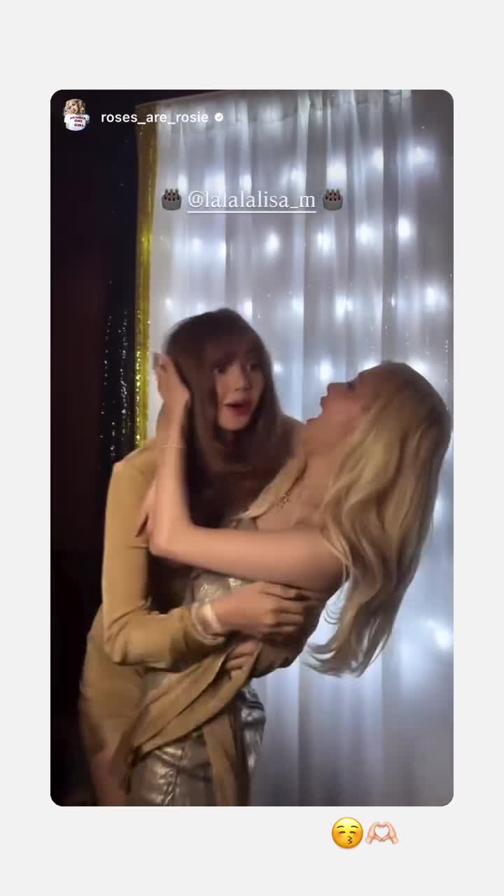 Video 268174 from Lisa | BLΛƆKPIИK (Blackpink)