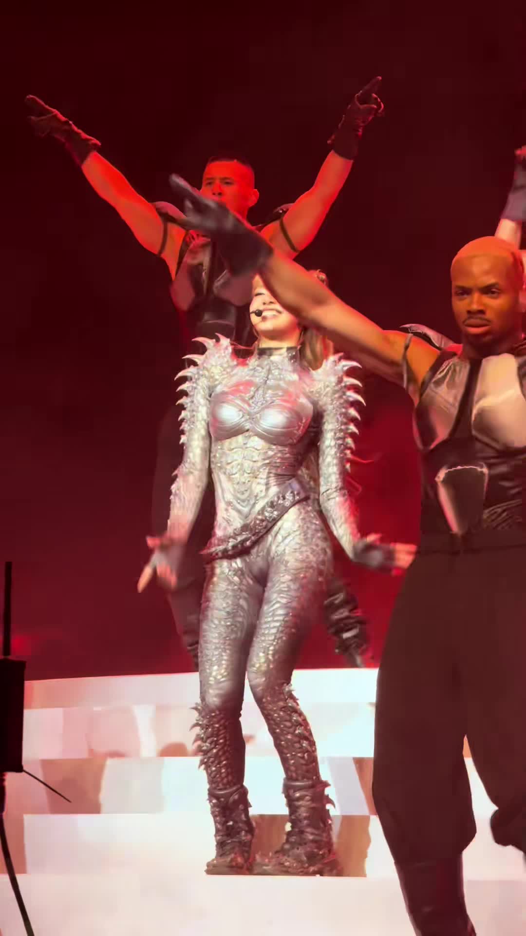 Video 268266 from Lisa | BLΛƆKPIИK (Blackpink)