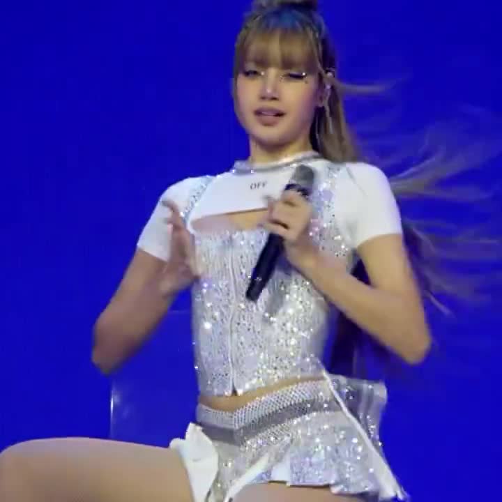 Video 268306 from Lisa | BLΛƆKPIИK (Blackpink)