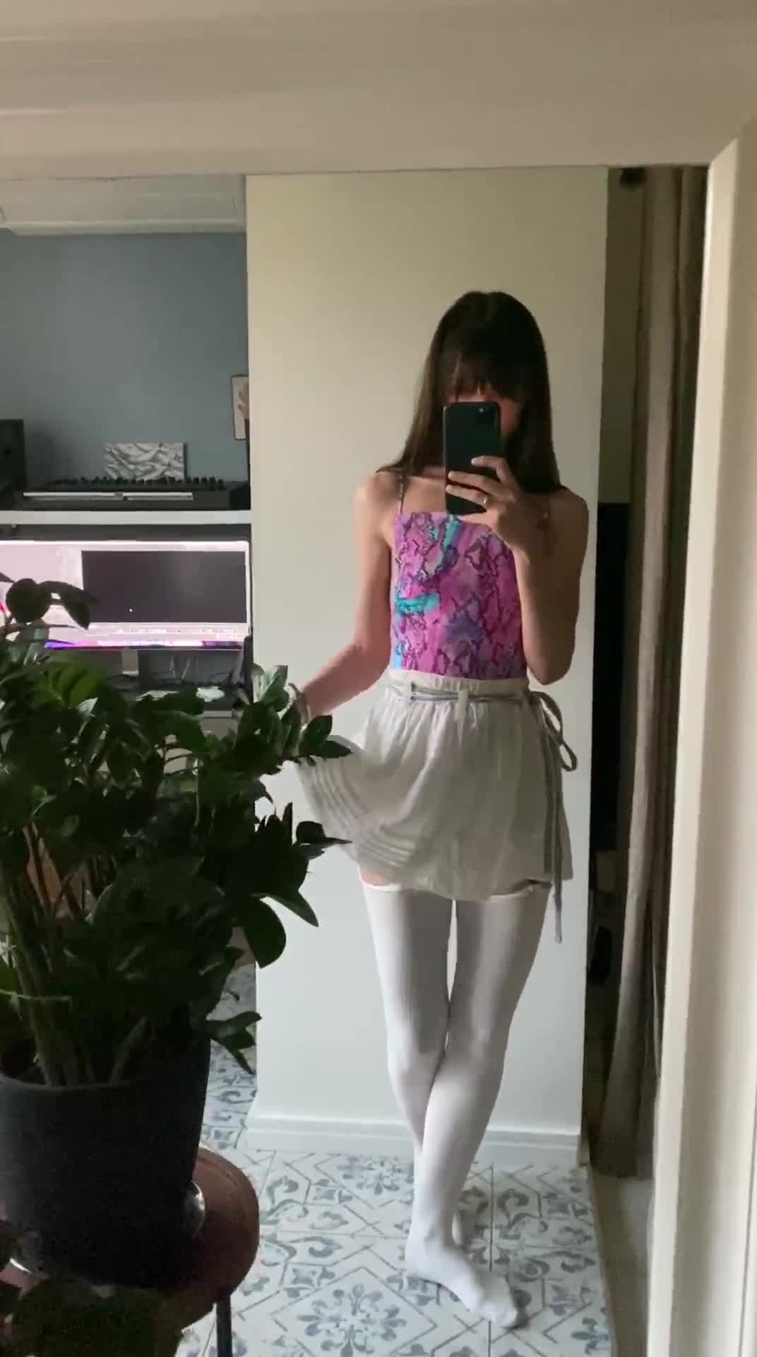 Video 268689 from Natasha Shelyagina - gusenica_lo