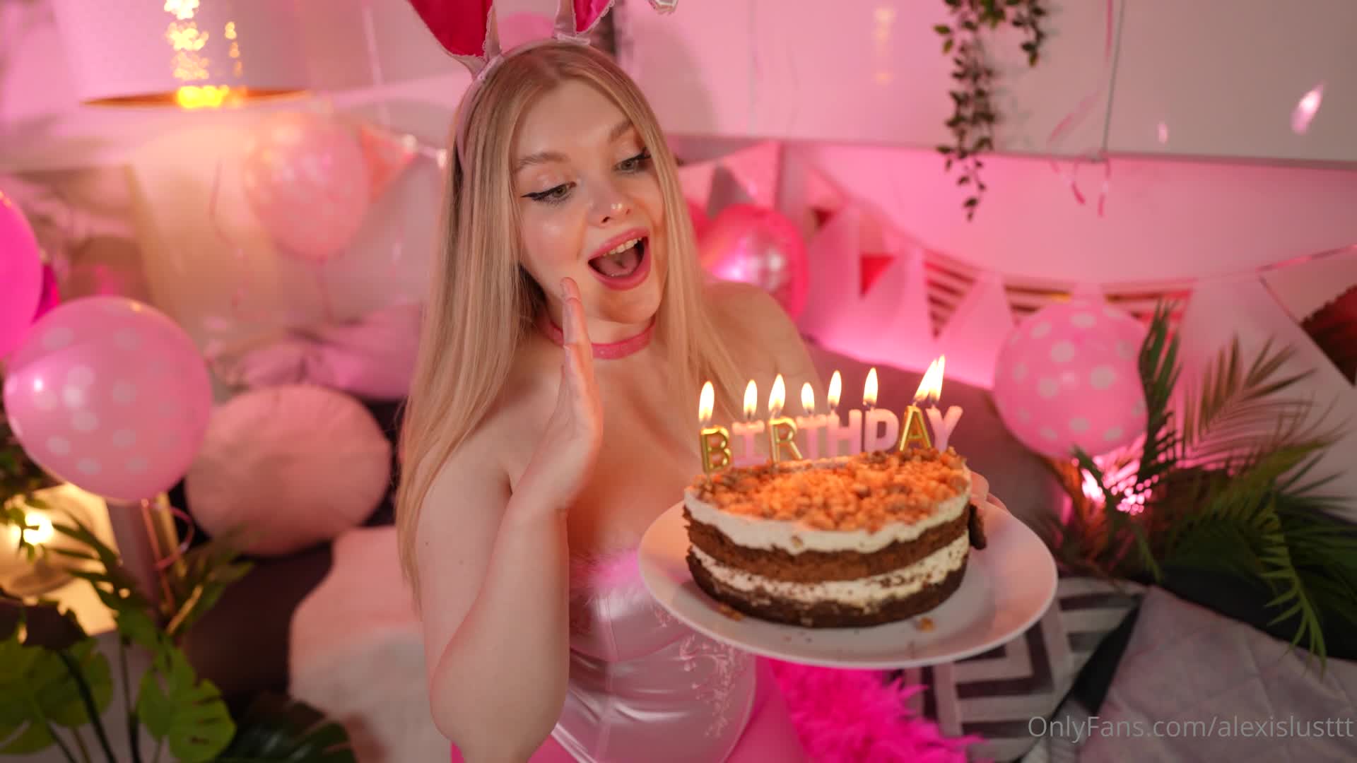 Video 435817 from LittleWicked / Alexis Lust / alexislusttt