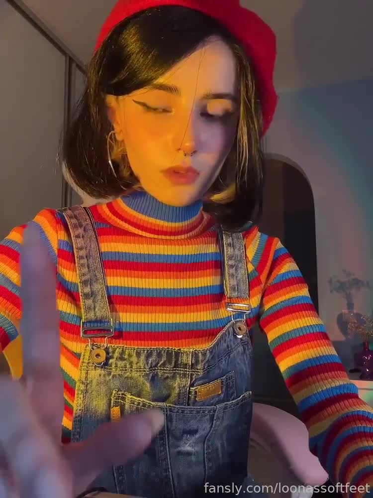 Video 268987 from Loonassoftfeet