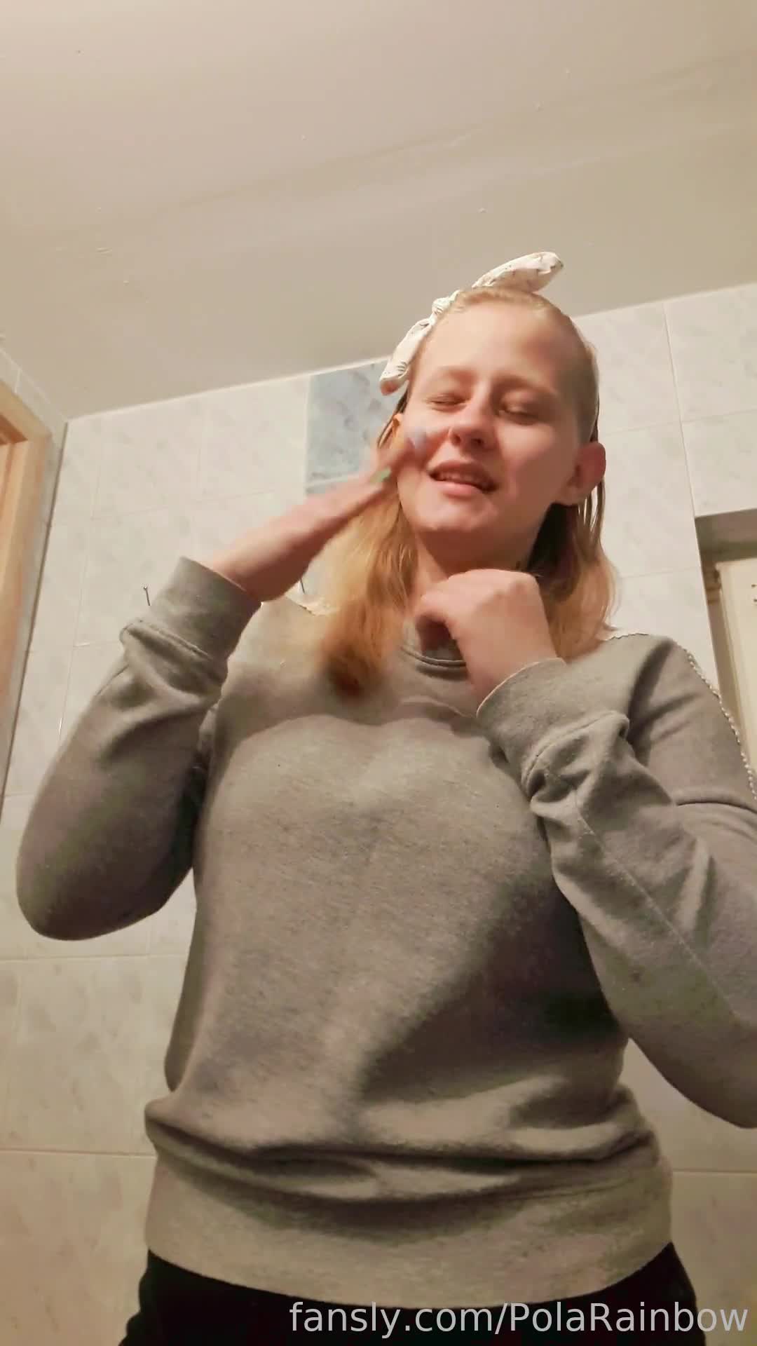 Video 286926 from PolaRainbow