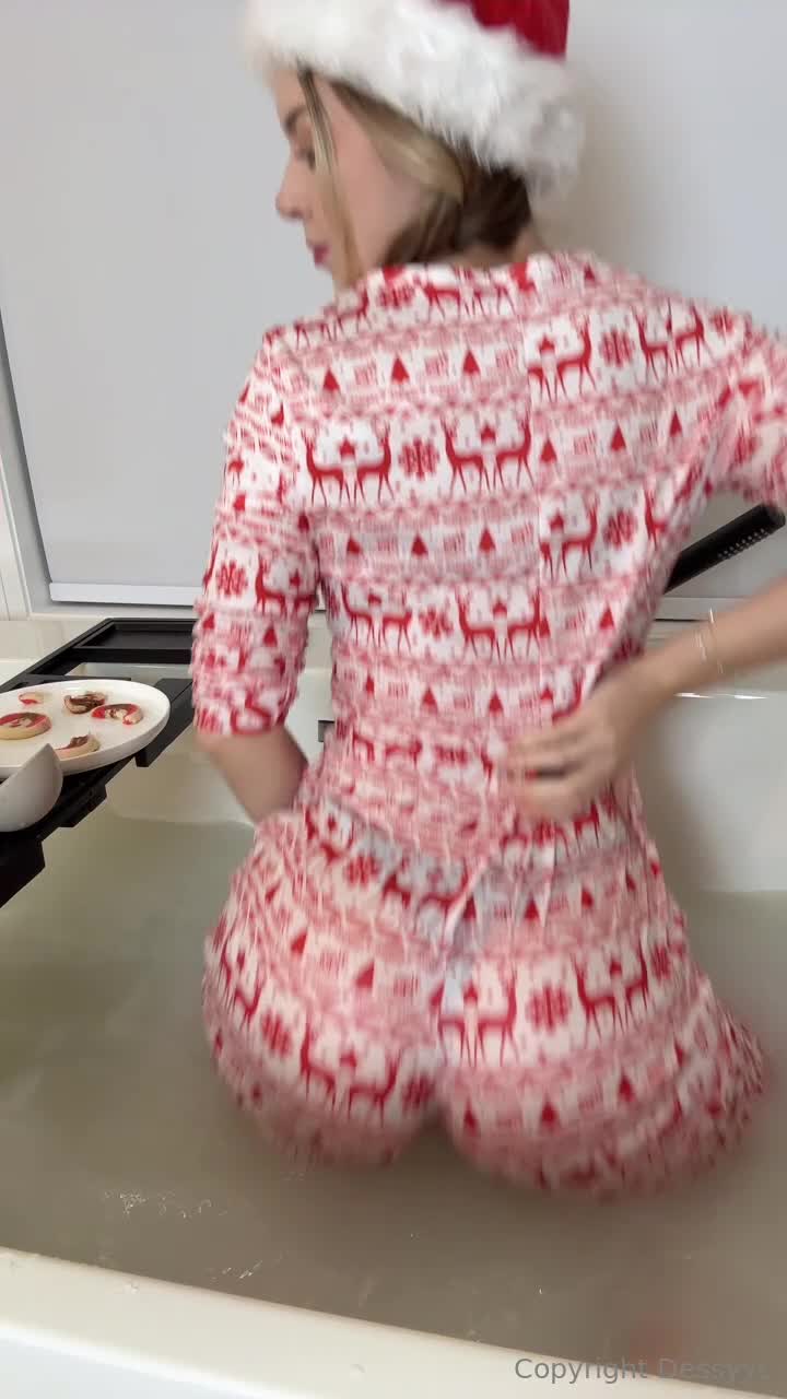 Video 436753 from Dessyyc - Dessy - oxdessyxo