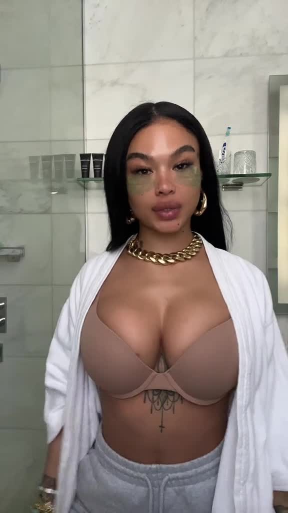 Video 439664 from India love Westbrooks