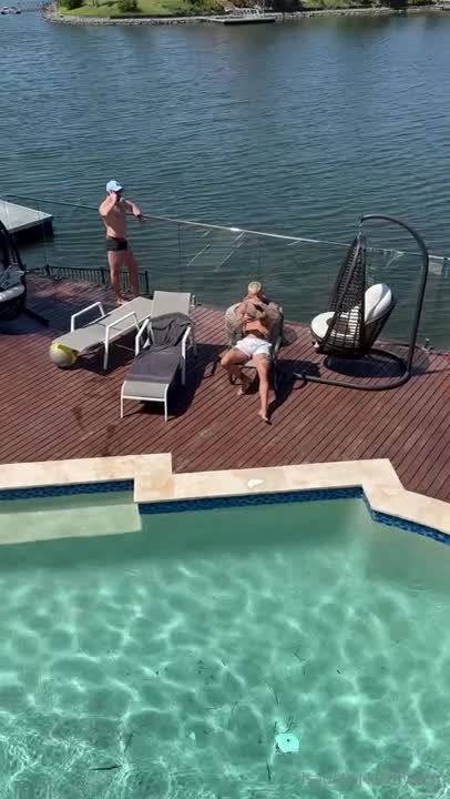 Video 439984 from Isabelle Eleanore / IsabelleJeremy